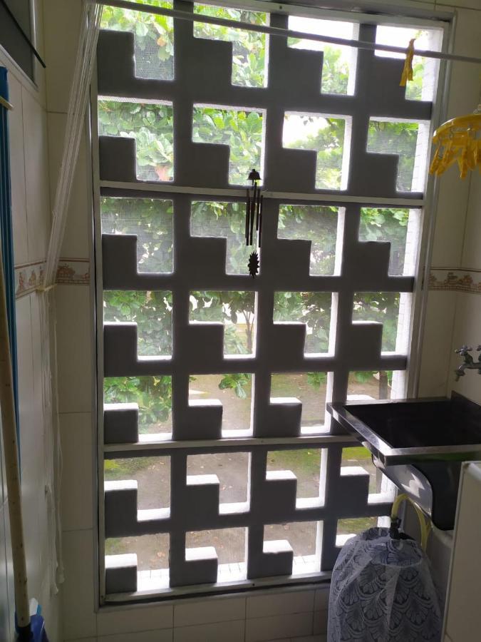 Guaruja Enseada - Apto 200M Da Praia - 02 Dorm. Wi-Fi + Ar + Estacionamento Ngoại thất bức ảnh